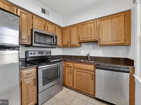 2411 Arlington Boulevard 88, Arlington VA 22201