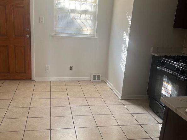 916 Winton Street, Philadelphia PA 19148