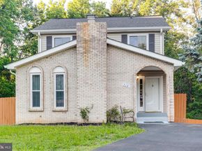 310 Newman Court, Sterling VA 20164