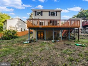 310 Newman Court, Sterling VA 20164
