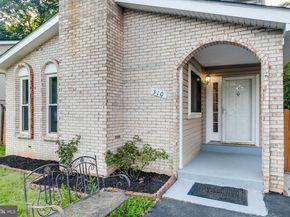 310 Newman Court, Sterling VA 20164