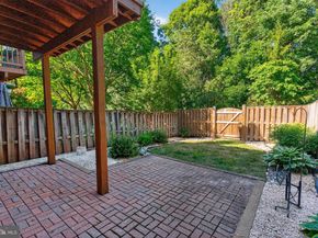 47644 Sandbank Square, Sterling VA 20165