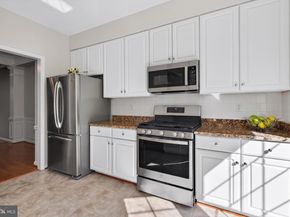 47644 Sandbank Square, Sterling VA 20165