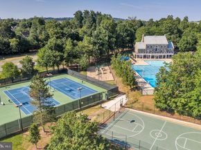 47644 Sandbank Square, Sterling VA 20165