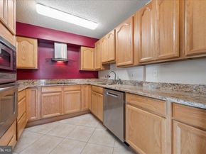 7401 Westlake Terrace 607, Bethesda MD 20817