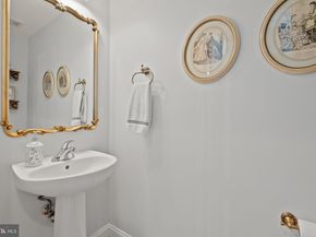 3549 Goddard Way, Alexandria VA 22304