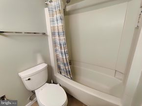 8360 Greensboro Drive 207, Mclean VA 22102