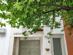 2204 Manning Street, Philadelphia PA 19103