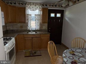 2643 S Alder Street, Philadelphia PA 19148