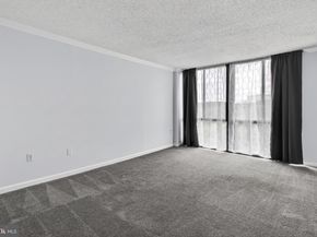 5300 Holmes Run Parkway 906, Alexandria VA 22304