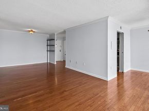 5300 Holmes Run Parkway 906, Alexandria VA 22304