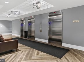 5300 Holmes Run Parkway 906, Alexandria VA 22304