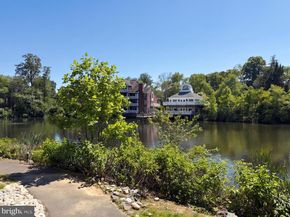 7579 Chrisland Cove, Falls Church VA 22042