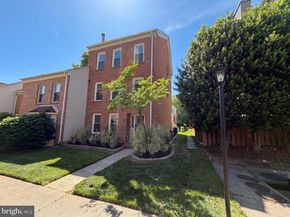 7579 Chrisland Cove, Falls Church VA 22042