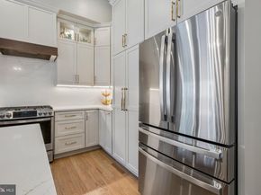 801 S 8TH Street, Philadelphia PA 19147
