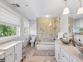 801 S 8TH Street, Philadelphia PA 19147