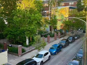 801 S 8TH Street, Philadelphia PA 19147