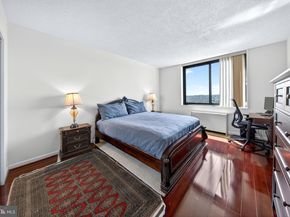 3705 S George Mason Drive 1206S, Falls Church VA 22041