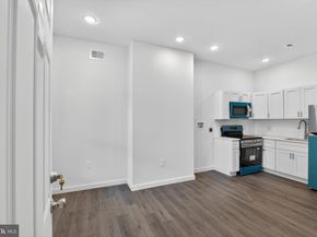1538 W Tioga Street, Philadelphia PA 19140