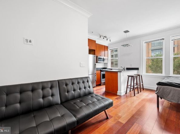 1121 24TH Street NW 300, Washington DC 20037