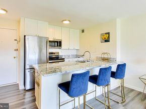 2501 Calvert Street NW 711, Washington DC 20008