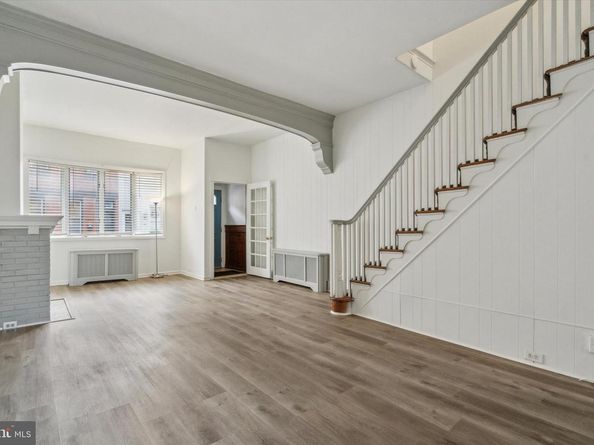 2432 E Hazzard Street, Philadelphia PA 19125