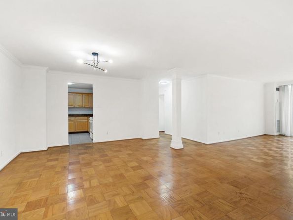 5101 River Road 513, Bethesda MD 20816