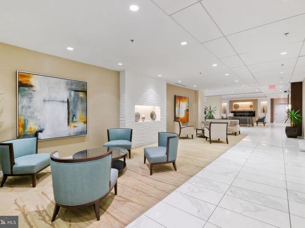 5101 River Road 513, Bethesda MD 20816