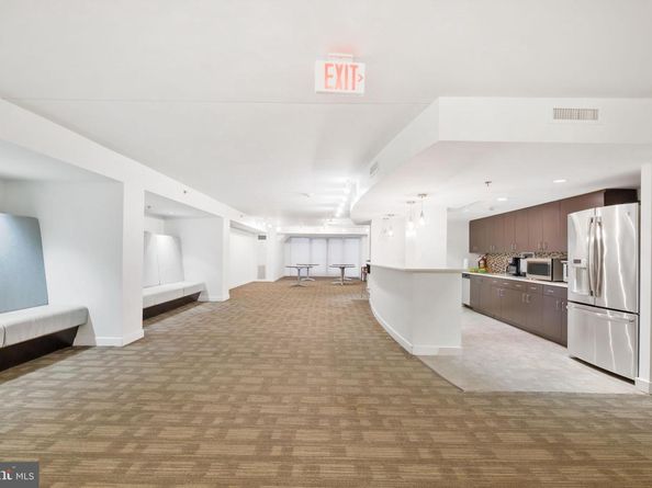 5101 River Road 513, Bethesda MD 20816