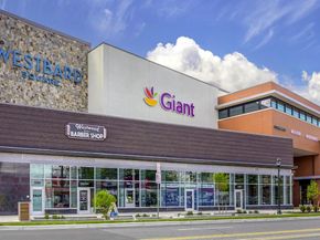 5101 River Road 513, Bethesda MD 20816