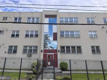 5037 Call Place SE