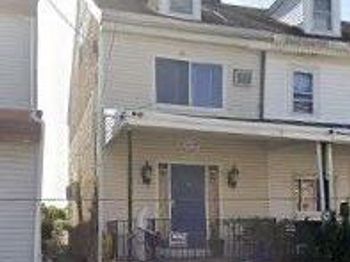 2718 Pratt Street