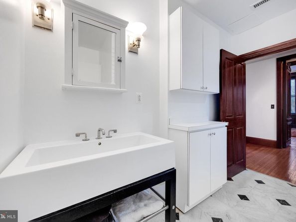 1717 Spring Garden Street A, Philadelphia PA 19130