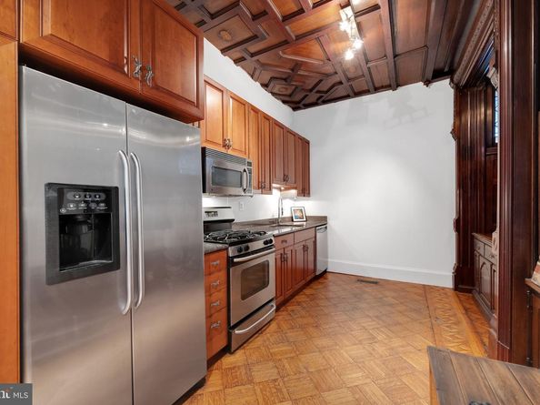 1717 Spring Garden Street A, Philadelphia PA 19130