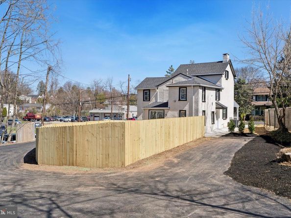 636 Ridge Pike, Lafayette Hill PA 19444