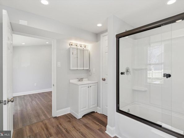 636 Ridge Pike, Lafayette Hill PA 19444