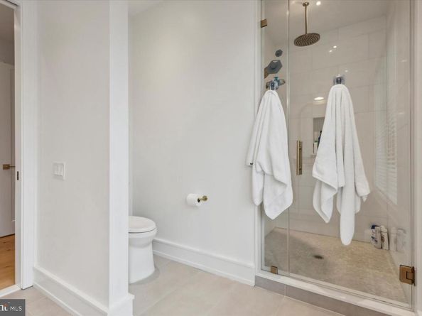 8100 Germantown Avenue A, Philadelphia PA 19118