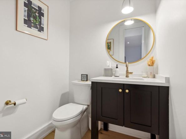 8100 Germantown Avenue A, Philadelphia PA 19118