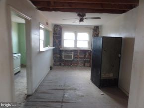 2840 Fanshawe Street, Philadelphia PA 19149