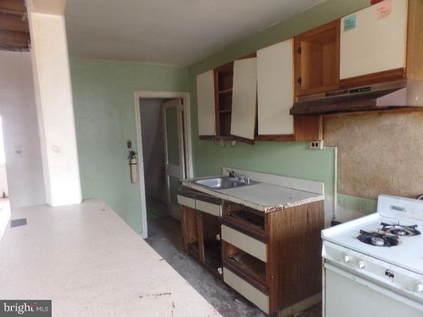 2840 Fanshawe Street, Philadelphia PA 19149