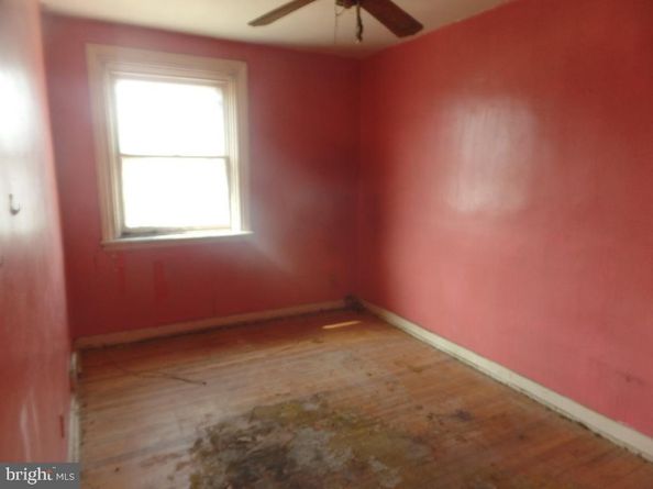 2840 Fanshawe Street, Philadelphia PA 19149