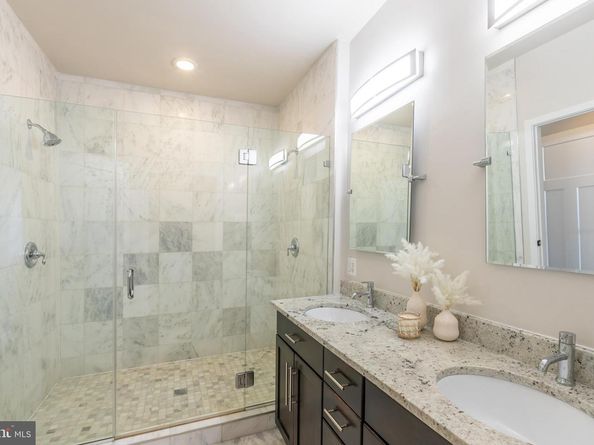 15 N Street NW 2, Washington DC 20001
