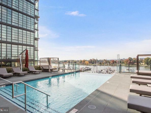 45 Sutton Square SW 607, Washington DC 20024