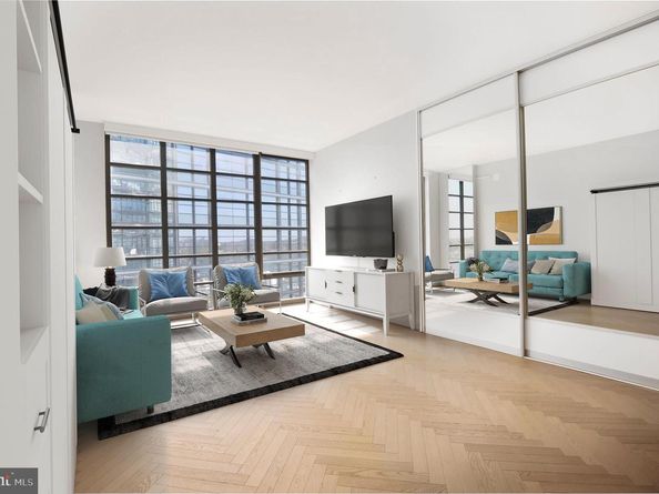 45 Sutton Square SW 607, Washington DC 20024