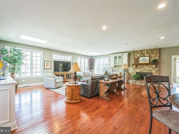 55 Woodside Lane, New Hope PA 18938