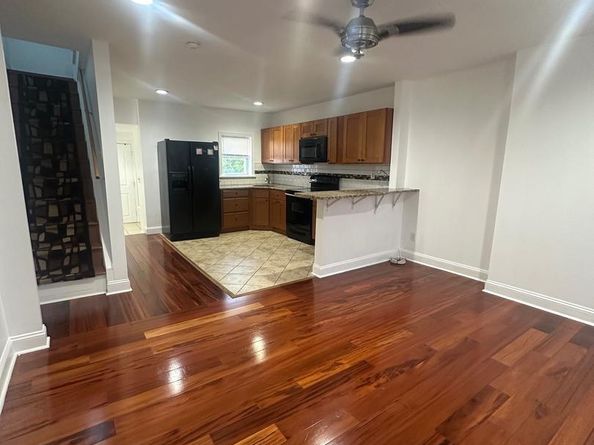 520 W Indiana Avenue, Philadelphia PA 19133