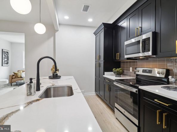 639 NW Columbia Road NW, Washington DC 20001