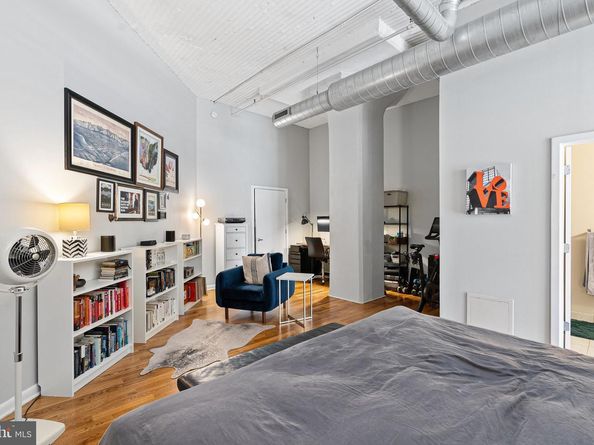 2200 Arch Street 409, Philadelphia PA 19103