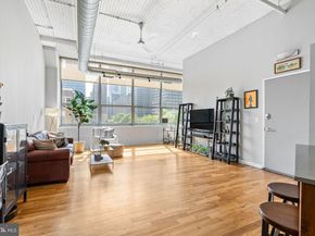 2200 Arch Street 409, Philadelphia PA 19103