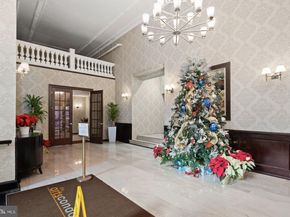 1324 Locust Street 619, Philadelphia PA 19107